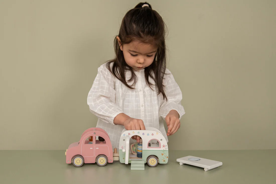 Wooden Toy Car & Caravan FSC