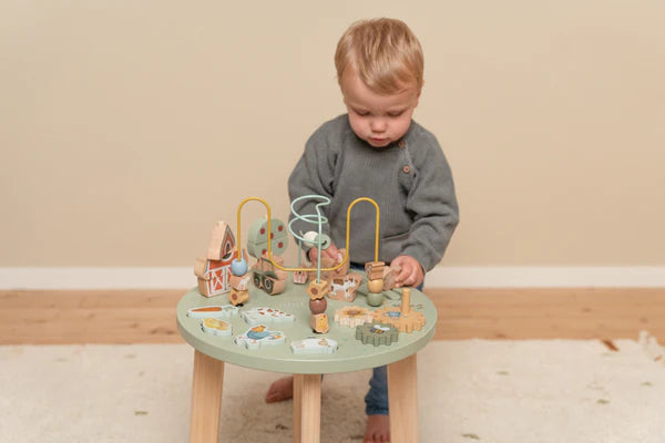 Activity Table FSC - Little Farm